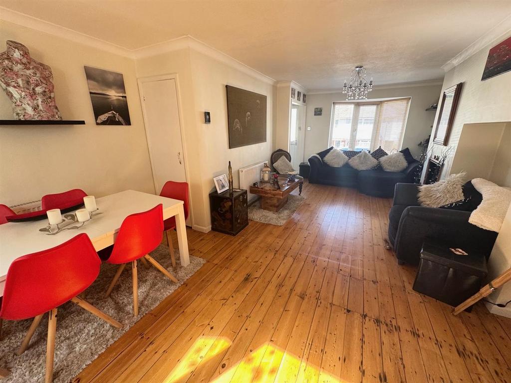 91 North Rd 7.jpg