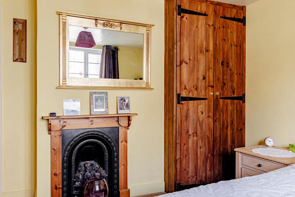 Bedroom Two (3)