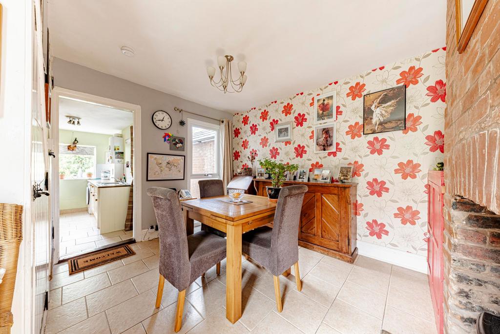 Dining Room (5)