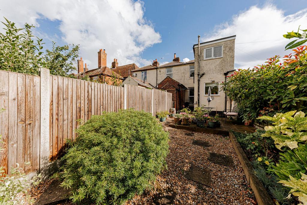 Rear Garden (3)