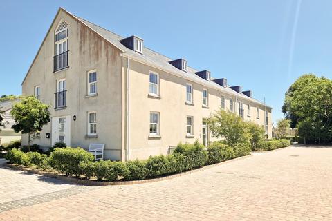 2 bedroom apartment for sale, 5 Highstead, St Saviour