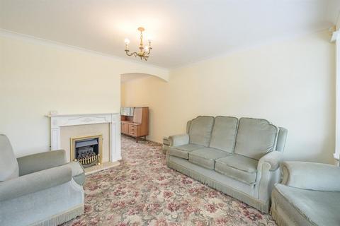 3 bedroom detached house for sale, Granville Drive, Kingswinford, DY6 8LW