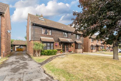 undefined, Heywood Avenue, Maidenhead, Berkshire