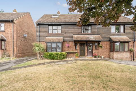4 bedroom semi-detached house for sale, Heywood Avenue, Maidenhead, Berkshire
