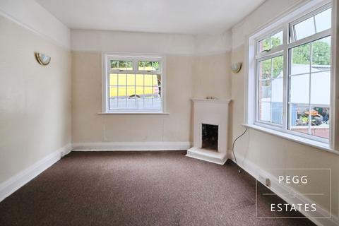 undefined, Walnut Lane, Torquay