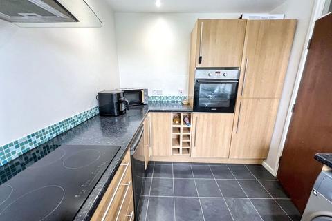2 bedroom apartment for sale, Kielder Close, Killingworth, Newcastle upon Tyne, Tyne and Wear, NE12 6TE
