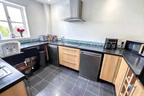 2 bedroom apartment for sale, Kielder Close, Killingworth, Newcastle upon Tyne, Tyne and Wear, NE12 6TE