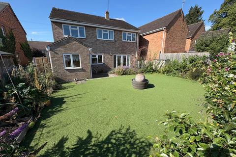 4 bedroom detached house for sale, Main Street, Bretforton, Evesham