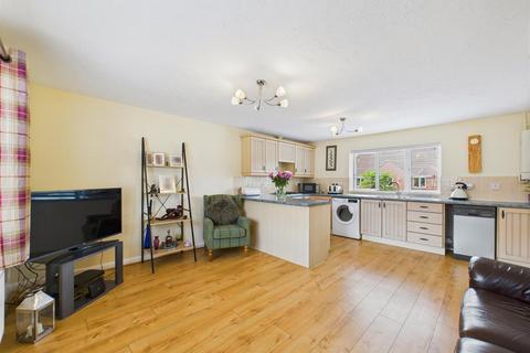 2 bedroom link detached house for sale, Willow Drive, Brough
