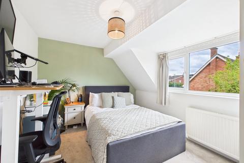 43 Shrawley Road, Fernhill Heath, Worcester, WR3 7XD