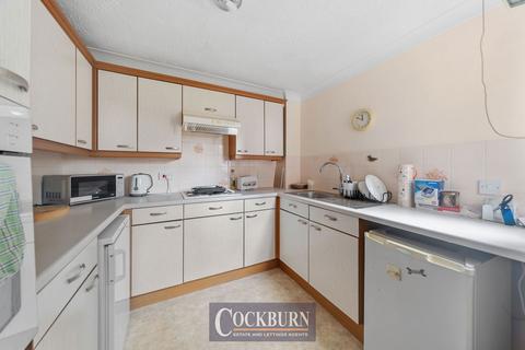 1 bedroom flat for sale, Marvels Lane, Grove Park, SE12