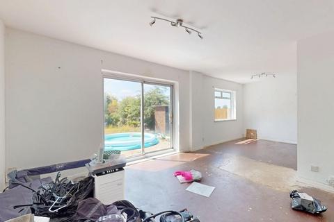 100 Crockenhill Road, Orpington, BR5 4DG