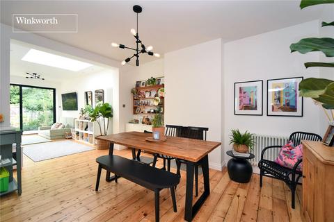 5 Sandringham Road, Worcester Park, KT4 8XW