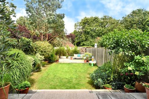 5 Sandringham Road, Worcester Park, KT4 8XW