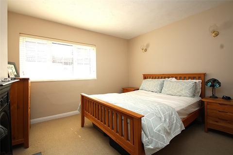 16 Pantile Road, Weybridge, KT13 9PY