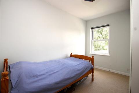 16 Pantile Road, Weybridge, KT13 9PY
