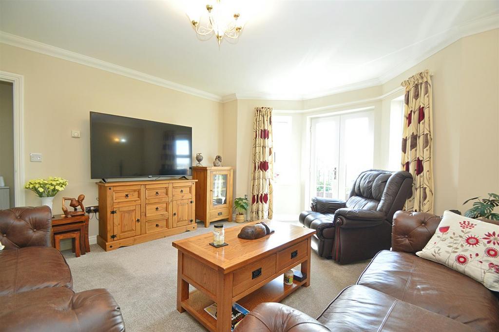 Resized Lounge2.jpg