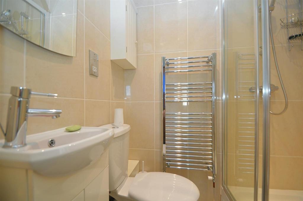 Resized En Suite.jpg