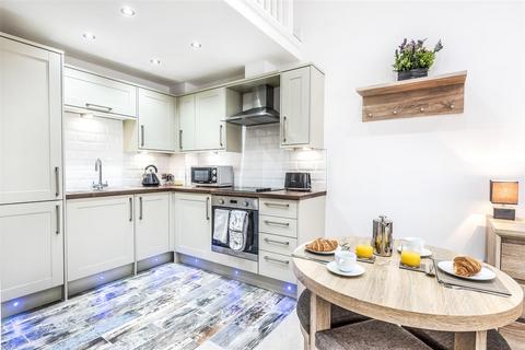 undefined, Flat 3, 12 Wenlock Terrace