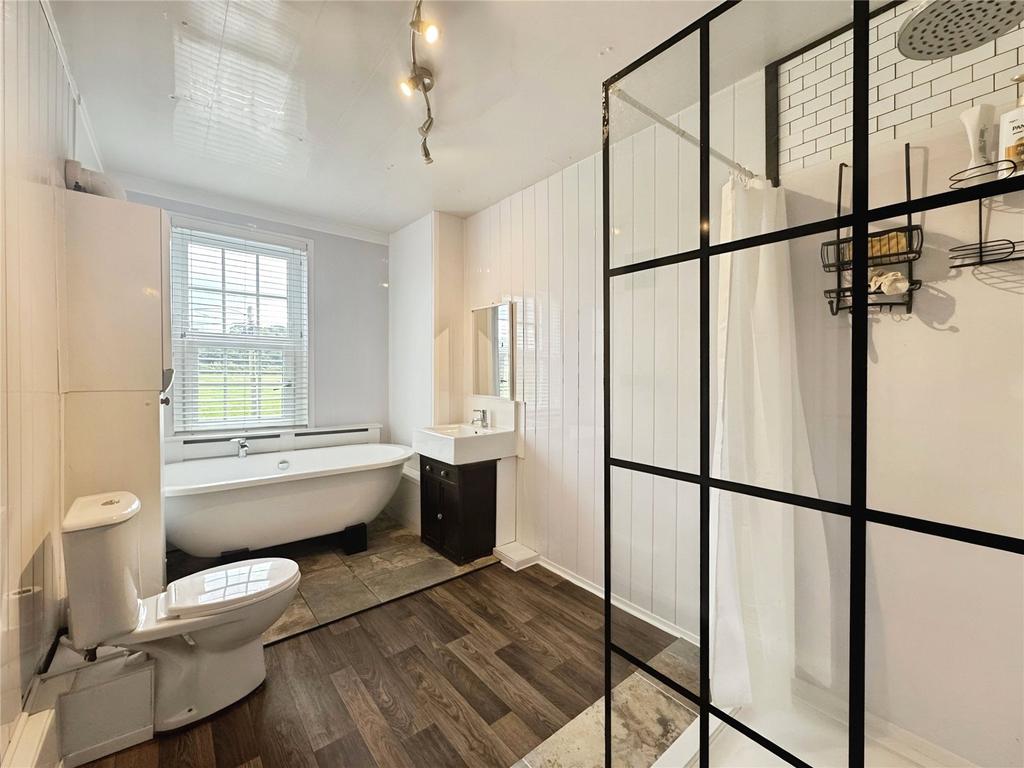 Ensuite Bathroom