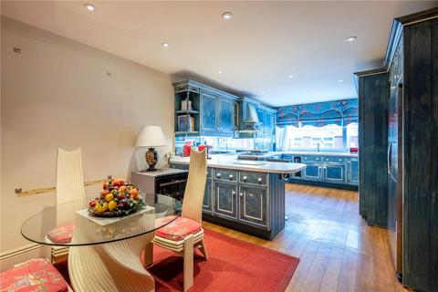 undefined, St. James's Place, London, SW1A