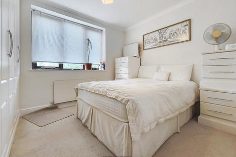The Boltons, Pinner View HA1