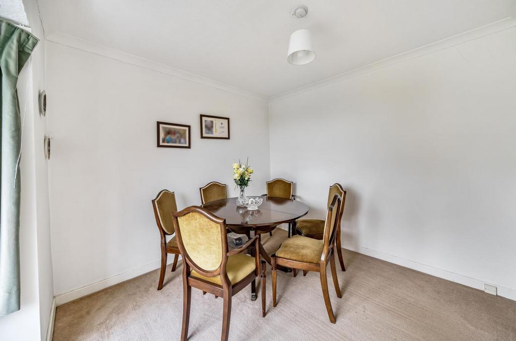 1320594-23-6877cdc57ecae.jpg