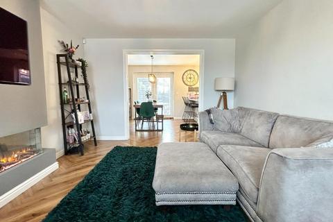 undefined, Ellis Grove, Wath-Upon_Dearne, Rotherham