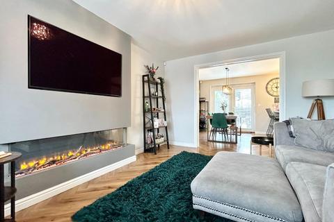 undefined, Ellis Grove, Wath-Upon_Dearne, Rotherham