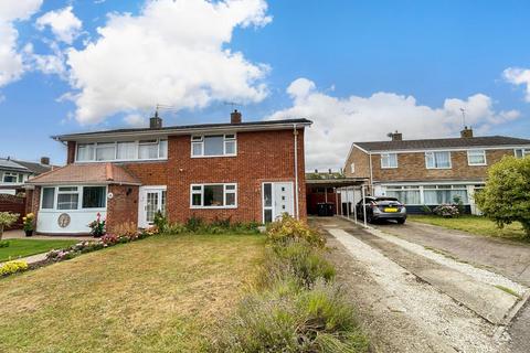 3 Elgar Close, Tonbridge, TN10 4EA