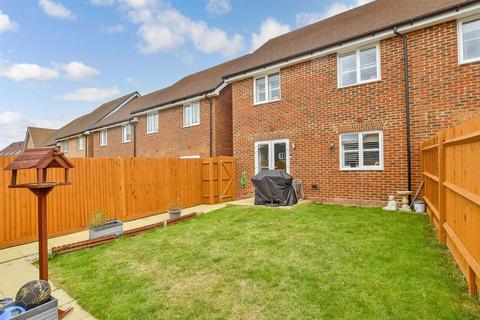 3 bedroom semi-detached house for sale, Illett Way, Faygate RH12