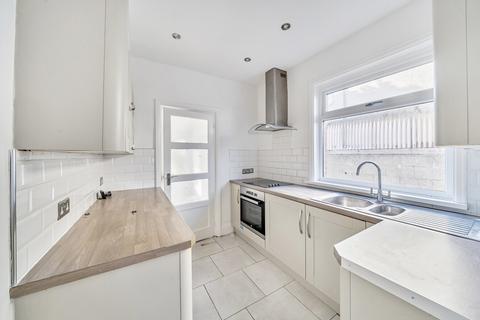 6 Cherry Walk, Southampton, SO15 5GD