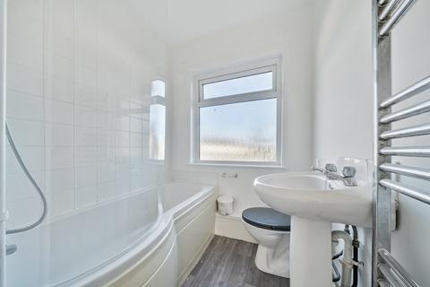 6 Cherry Walk, Southampton, SO15 5GD