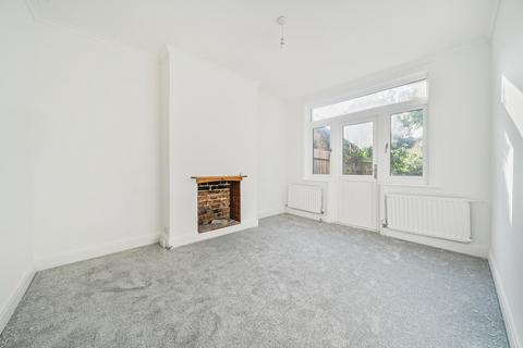 6 Cherry Walk, Southampton, SO15 5GD