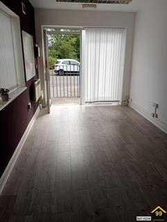 Retail property (high street) to rent - Roding Road, Loughton, Essex, IG10