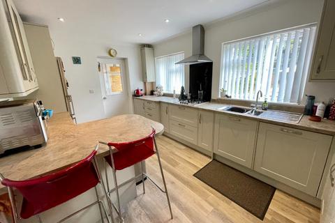 6 Foxbury Close, Luton, LU2 7BQ