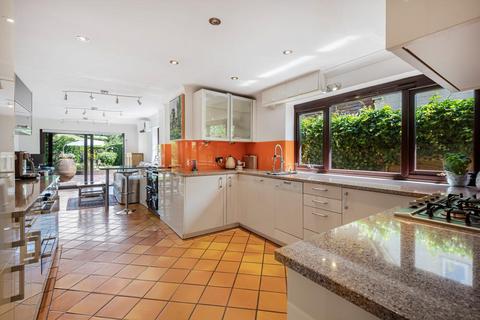 undefined, Skirmett, Henley-on-Thames, Buckinghamshire, RG9