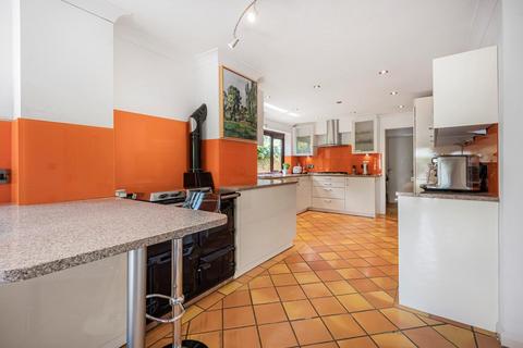 undefined, Skirmett, Henley-on-Thames, Buckinghamshire, RG9