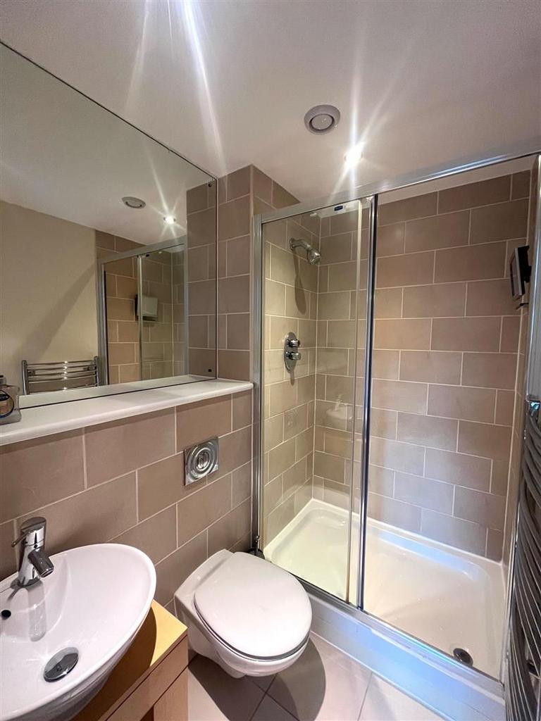 En suite.jpg