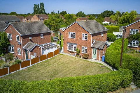 4 bedroom detached house for sale, Stockwith Road, Walkeringham, Doncaster, South Yorkshire, DN10