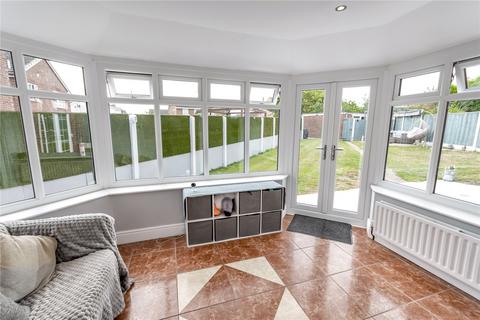 4 bedroom detached house for sale, Stockwith Road, Walkeringham, Doncaster, South Yorkshire, DN10