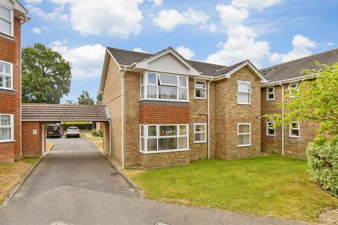 23 Bowes Close, Horsham, RH13 5SZ