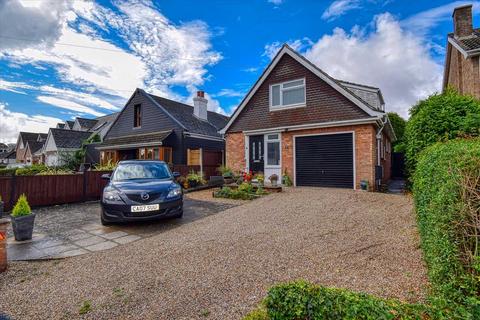 3 bedroom detached house for sale, Kirby Le Soken, Frinton on Sea CO13