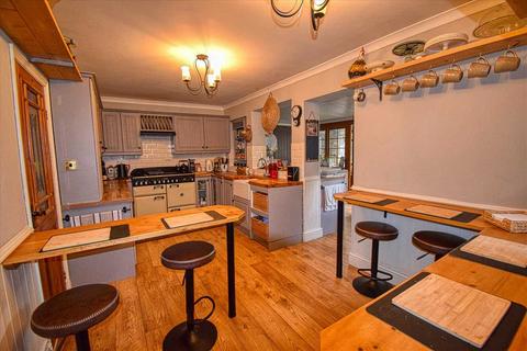 6 bedroom detached house for sale, Kirby le Soken, Frinton on Sea CO13