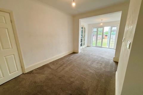 4 bedroom semi-detached house to rent, Springfield Road, Thornton Heath CR7