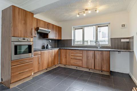 99 Princess Avenue, Stainforth, Doncaster, DN7 5QW
