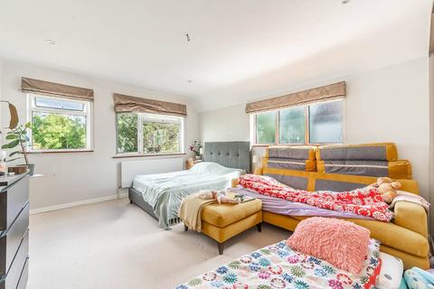 1 Hillside Road, Northwood, HA6 1PY