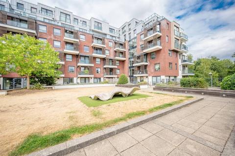 3 bedroom flat for sale, Green Lane, Elstree, Edgware, HA8