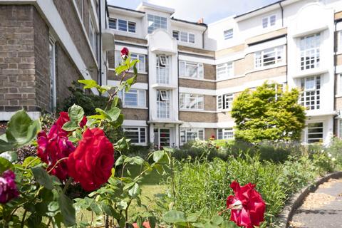 7 Durham Close, London, SW20 0QJ