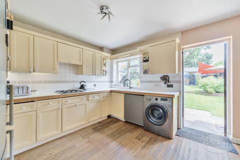 undefined, Canada Road, Cobham, Surrey, KT11